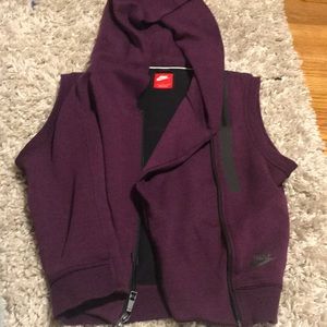 Nike vest